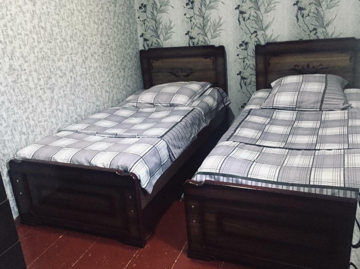 Butichi Guest House Chiatura Extérieur photo