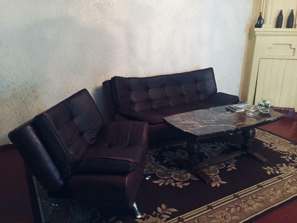 Butichi Guest House Chiatura Extérieur photo