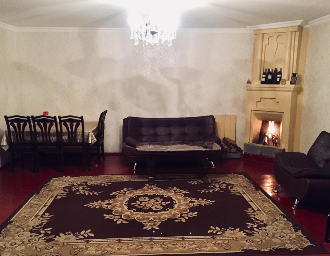 Butichi Guest House Chiatura Extérieur photo